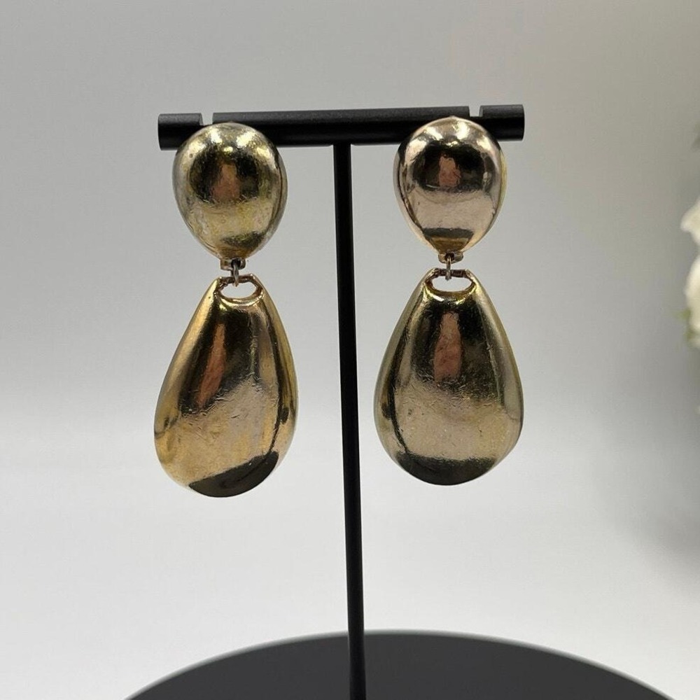 Kenneth Jay Lane KJL Polished Gold‎ Teardrop Dangle Pierced Chunky Earrings